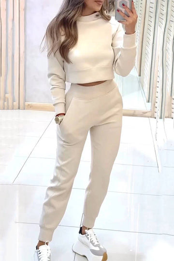 Girlie - Casual Crop Top and Pants Set for Women