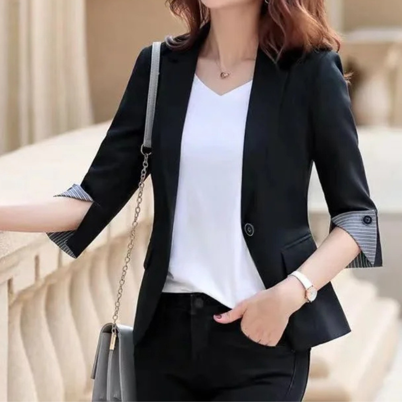 Women's Tailored Blazer - 3/4 Sleeve with Striped Lining