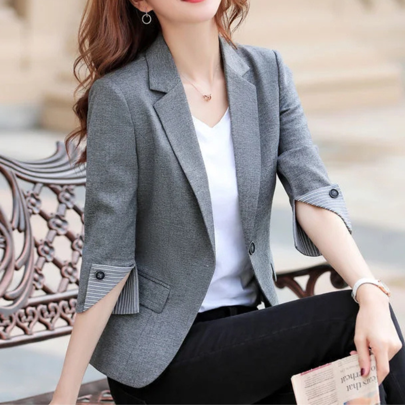 Women's Tailored Blazer - 3/4 Sleeve with Striped Lining