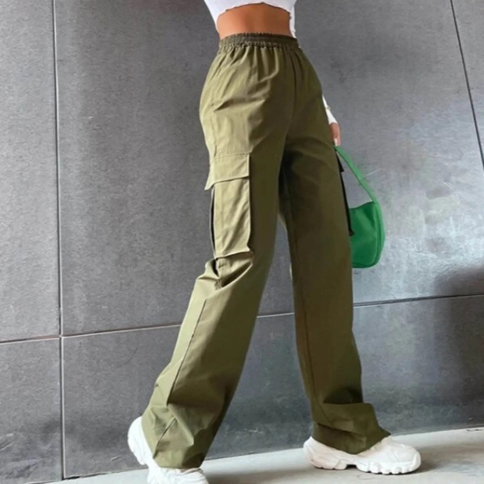 Women's High-Waisted Cargo Trousers - Wide Leg with Multi-Pockets