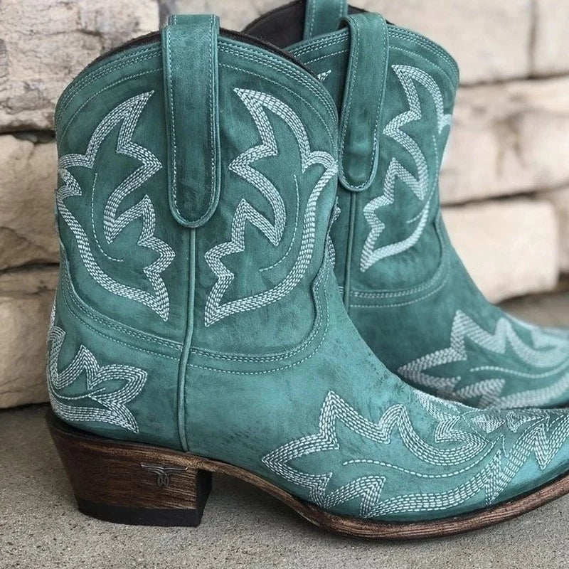 Women's Embroidered Cowboy Boots - Artisanal & Versatile