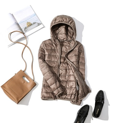 Women's Hooded Puffer Jacket - Cosy Outerwear