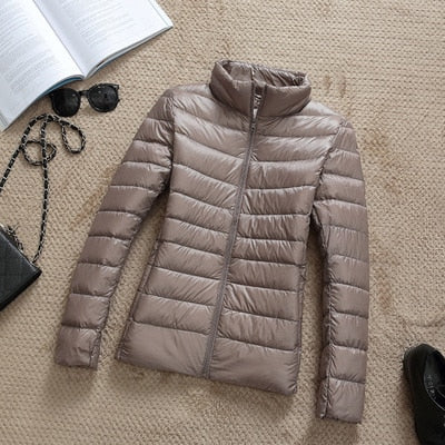 Women's Hooded Puffer Jacket - Cosy Outerwear