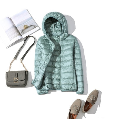 Women's Hooded Puffer Jacket - Cosy Outerwear