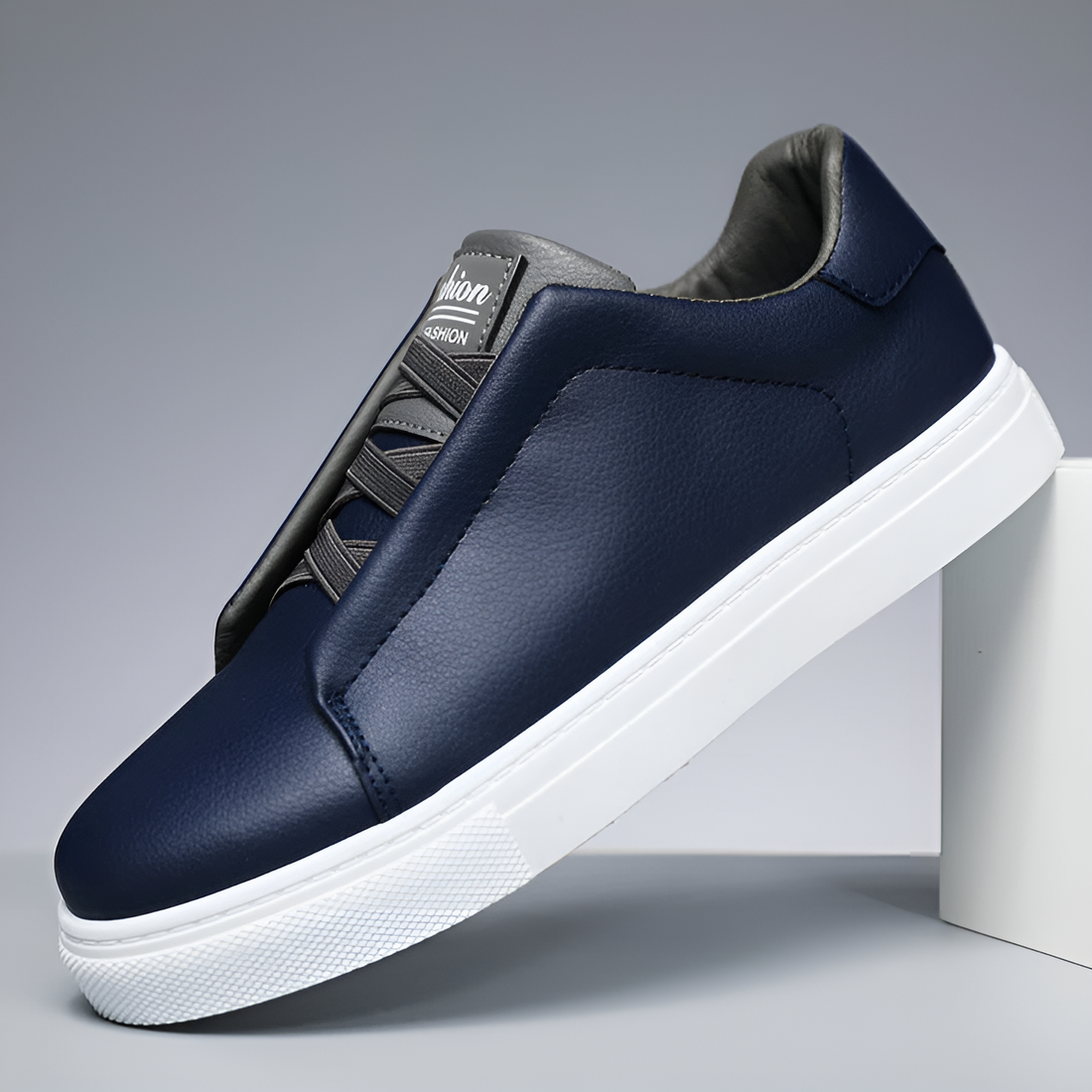 Minimalist Low-Top Sneakers for Men