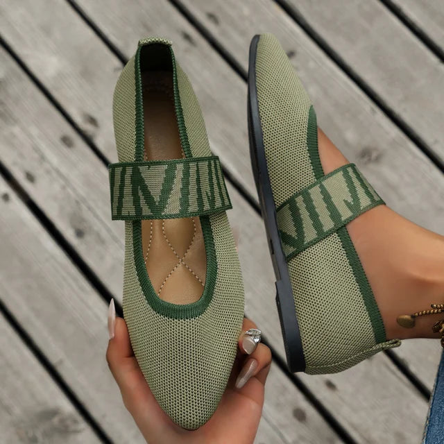 Stylish and Comfortable Slip-On Pointed Flats for Women