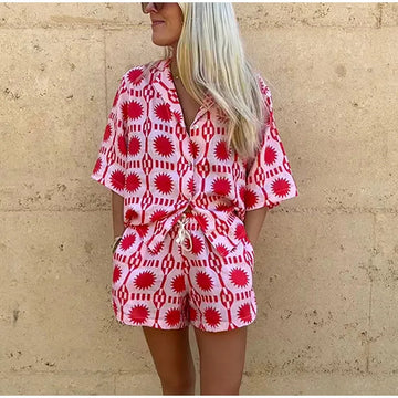 Stylish Pink Geometric Print Shirt and Shorts Set for Women