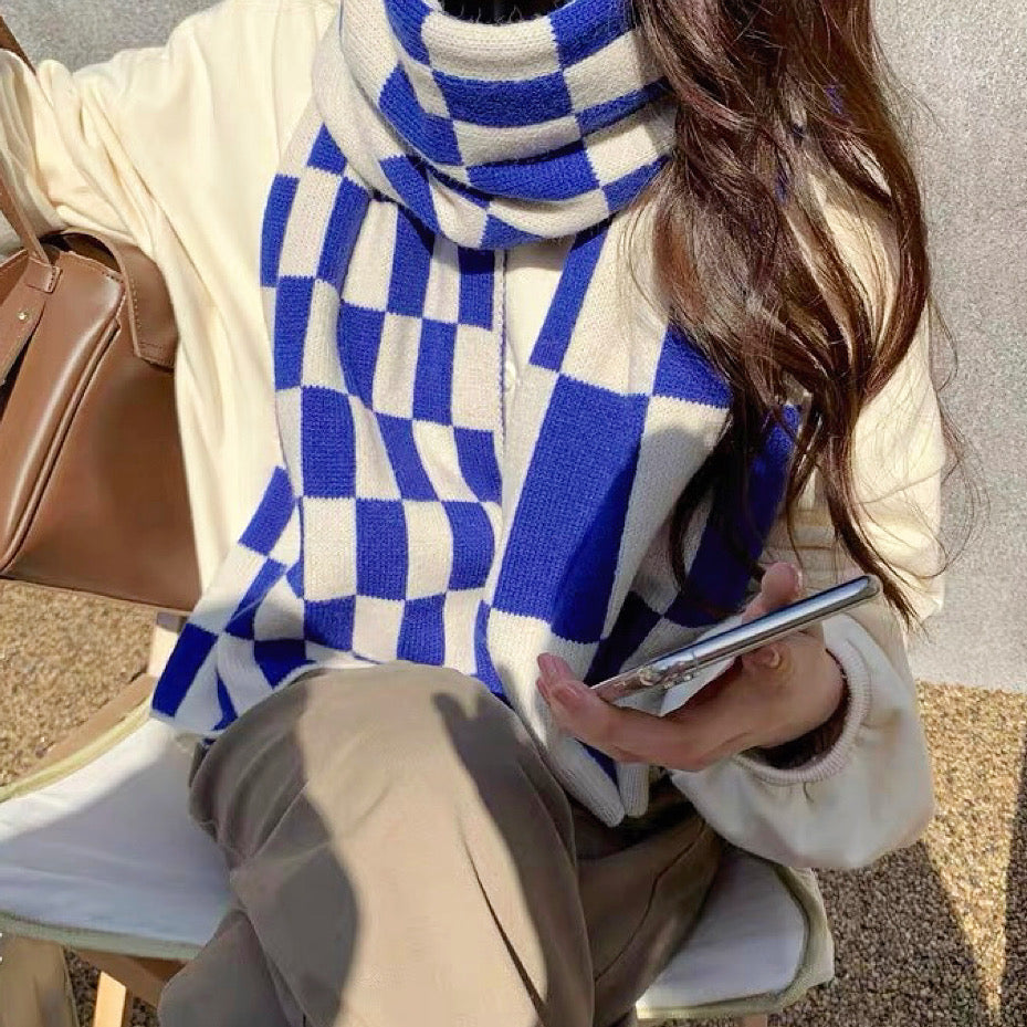 Women's Scarf - Checkered Knit