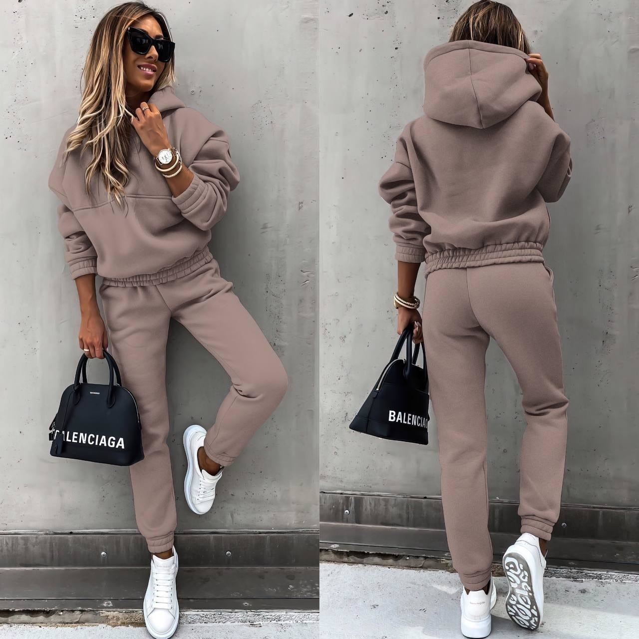 Women's Hoodie & Jogger Set - Stylish and Comfortable