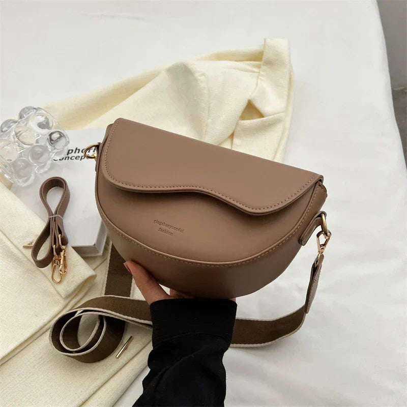 Women's Leather Handbag - Luxury & Timeless