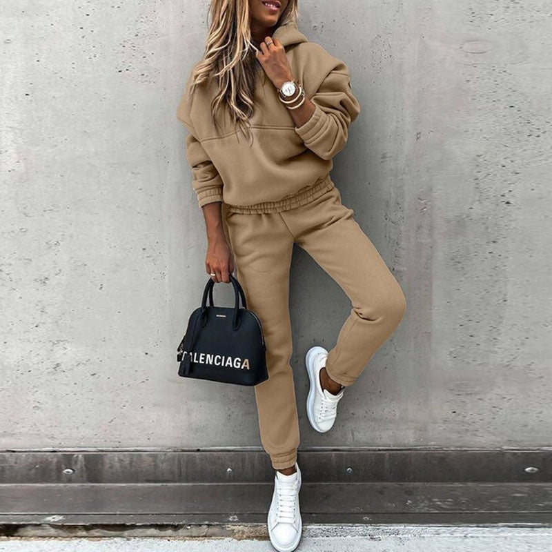 Women's Hoodie & Jogger Set - Stylish and Comfortable