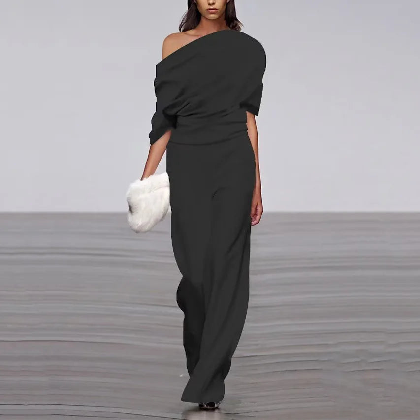 Elegant and Casual Jumpsuit with Single-Breasted Neckline for Women