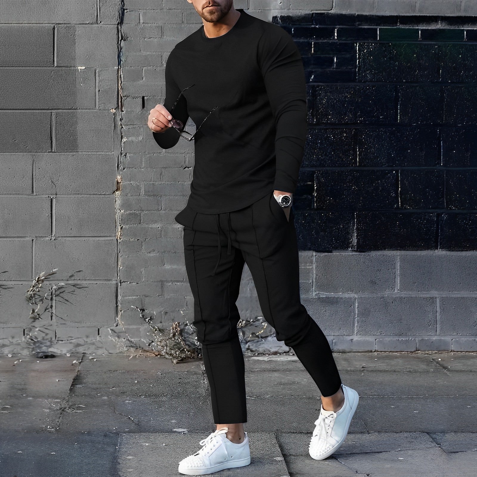Modern and Trendy Sweatshirt and Pants Set for Men