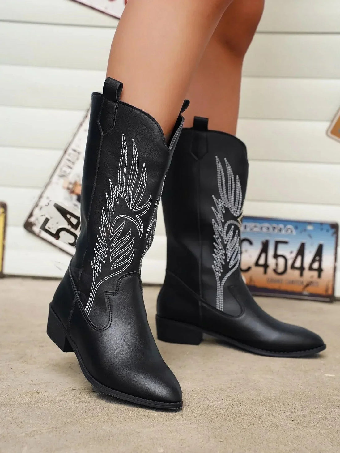 Women's Soft Western Cowboy Boots - Comfortable & Versatile