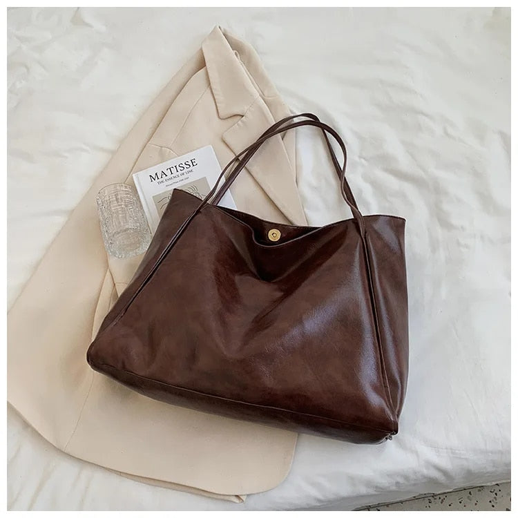 Women's Retro Leather Shoulder Tote Bag - Striking Colour Spacious Sophisticated