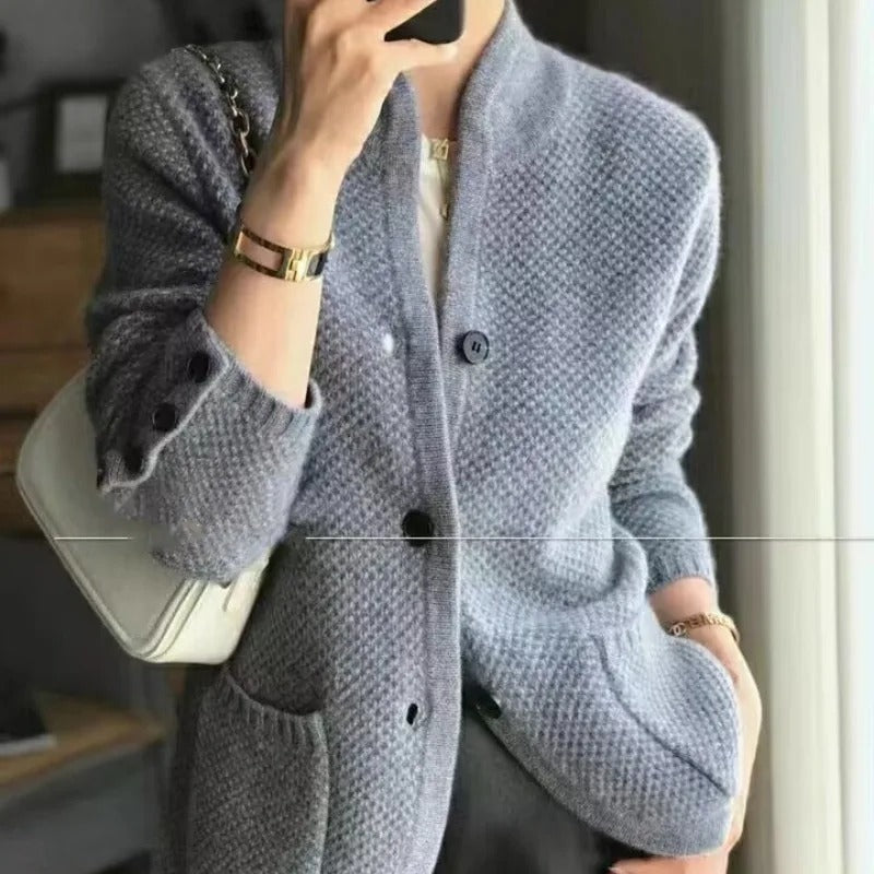Women's Cosy Knitted Cardigan - Mock-Neck Detail