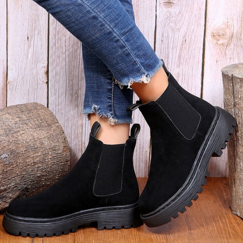 Women's Chelsea Boots - Ankle Slip-On with Platform Sole