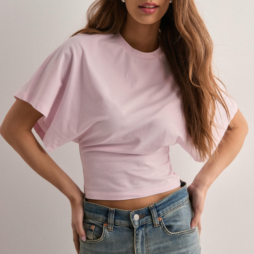 Women's Wide Sleeve T-shirt - Trendy & Fitted Waist